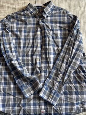 Vineyard Vines Blue and Gray Plaid PerformanceButton-Down Shirt